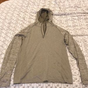 Men’s Lululrmon hoodie. Size M